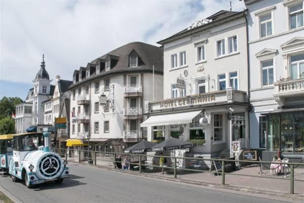 Hajo'S Germania Lodge & Irish Pub 로데스하임암라인 외부 사진